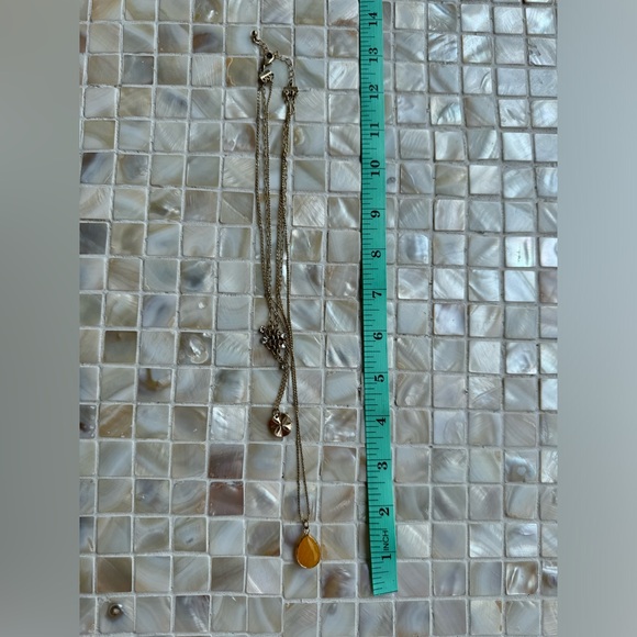 Gold Layered Necklace Set - Picture 7 of 8